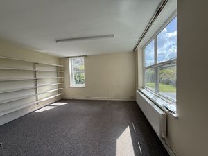 Photo 27- click for photo gallery